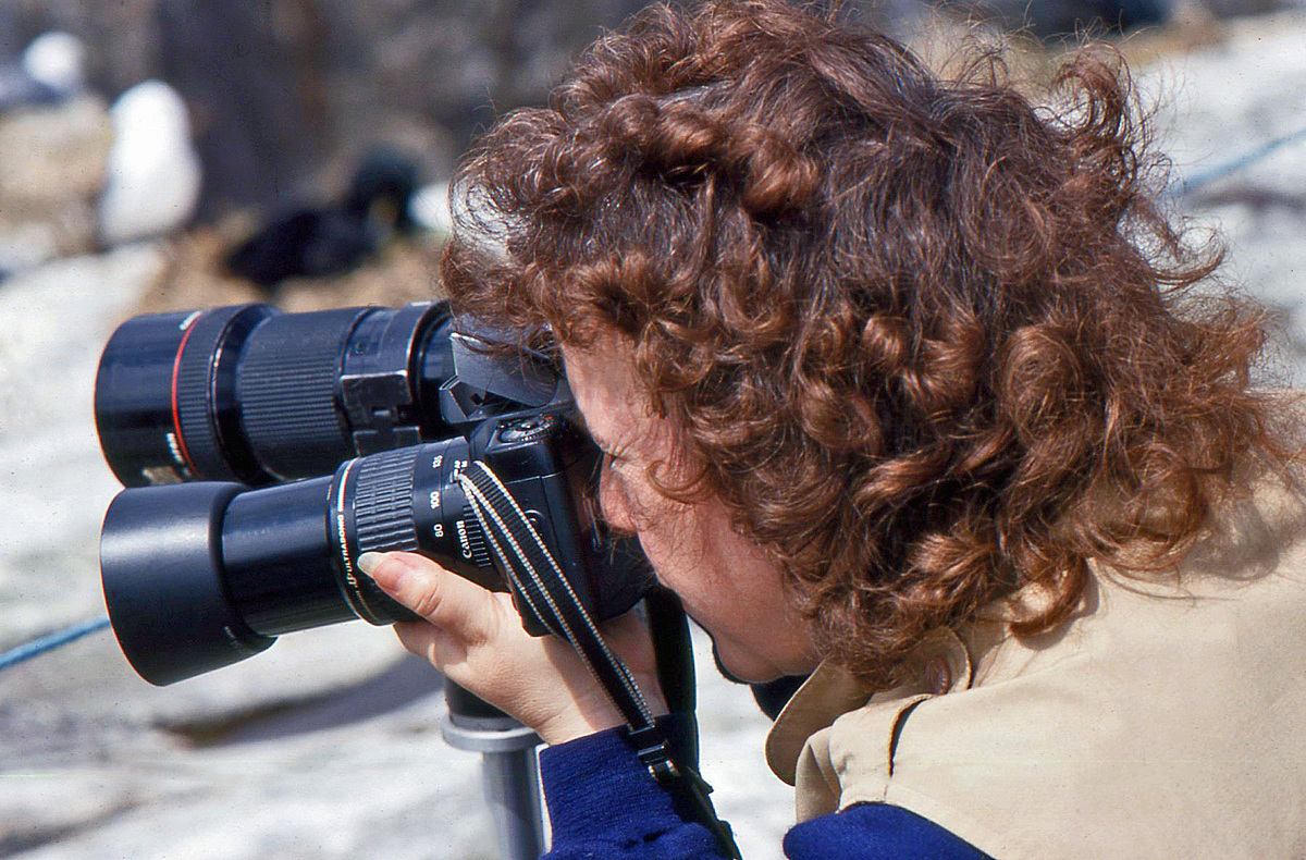 One in the Hand - One on the Stand - Hasje Mousley